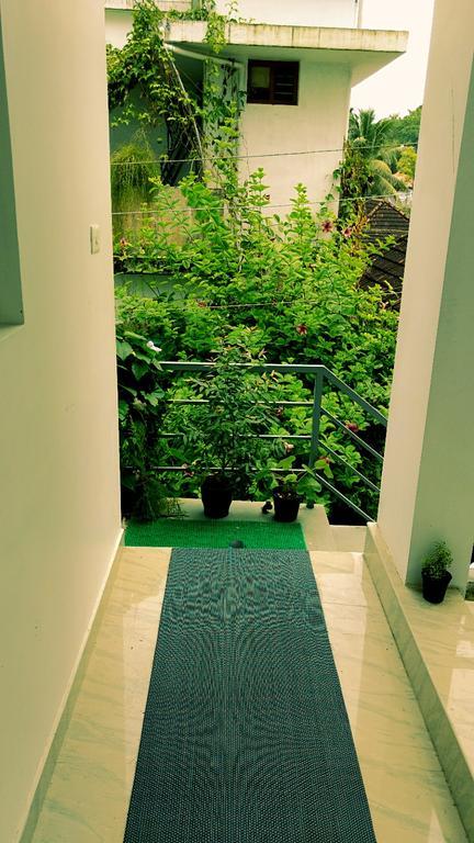 Villa Mariana Kochi Exterior photo